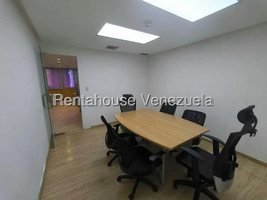 Local Comercial en Alquiler en El Rosal, Distrito Metropolitano - 7