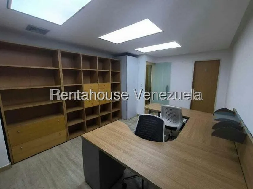 Local Comercial en Alquiler en El Rosal, Distrito Metropolitano - 10