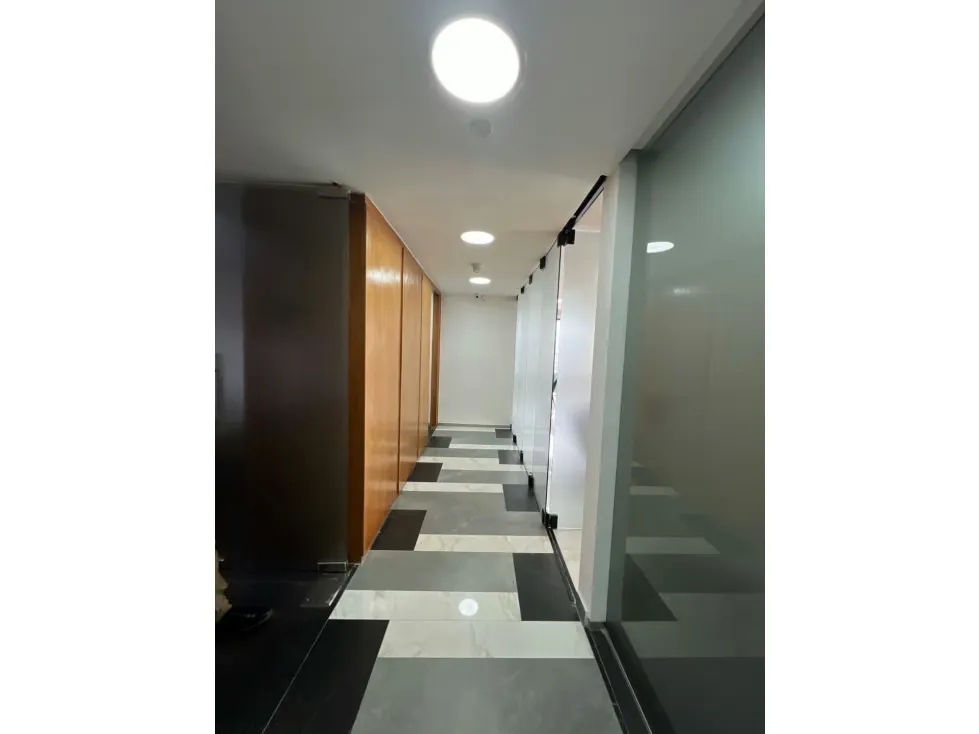 Vendo oficina 250m2 La Castellana 5665 - 11