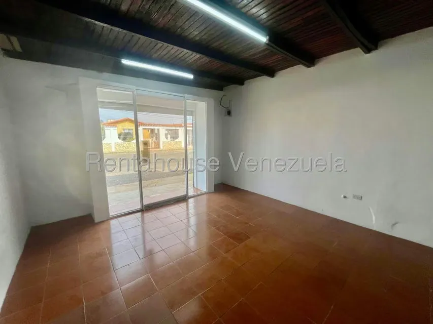 Local Comercial en Alquiler en Puerta Maraven, Falcon - 6