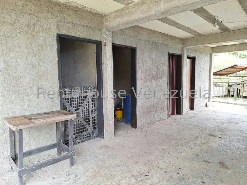 Terreno (Comercial) en Venta en La Colonia Tovar, Aragua - 79