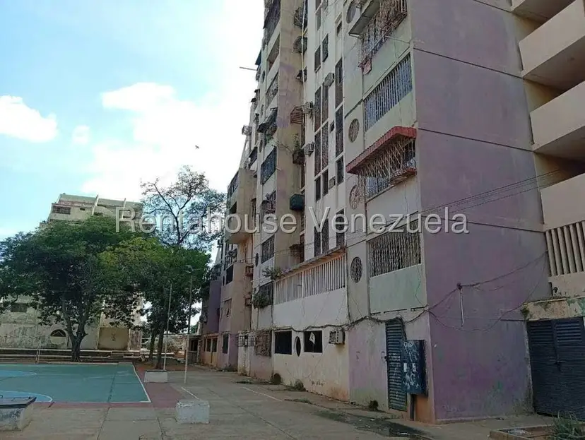 Apartamento (1 Nivel) en Venta en Pomona, Zulia