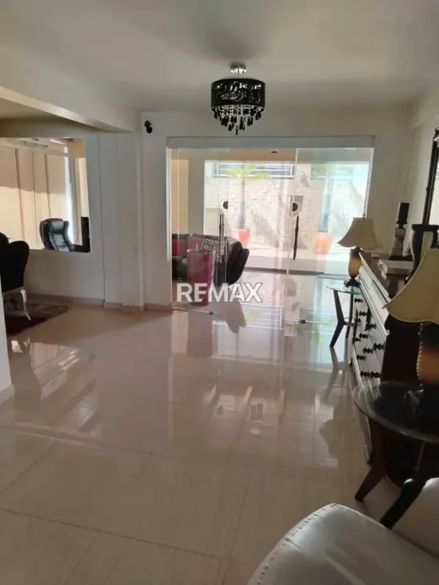 Venta de casa en la urbanización Pedregal I Barquisimeto - 2