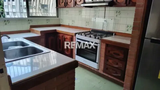 Alquiler de apartamento en la av Bolívar a la altura del CC Camoruco - 3