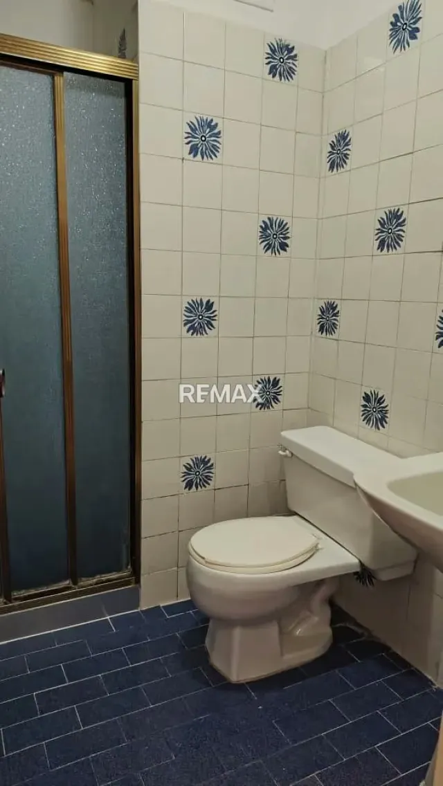 Alquiler de apartamento en la av Bolívar a la altura del CC Camoruco - 4