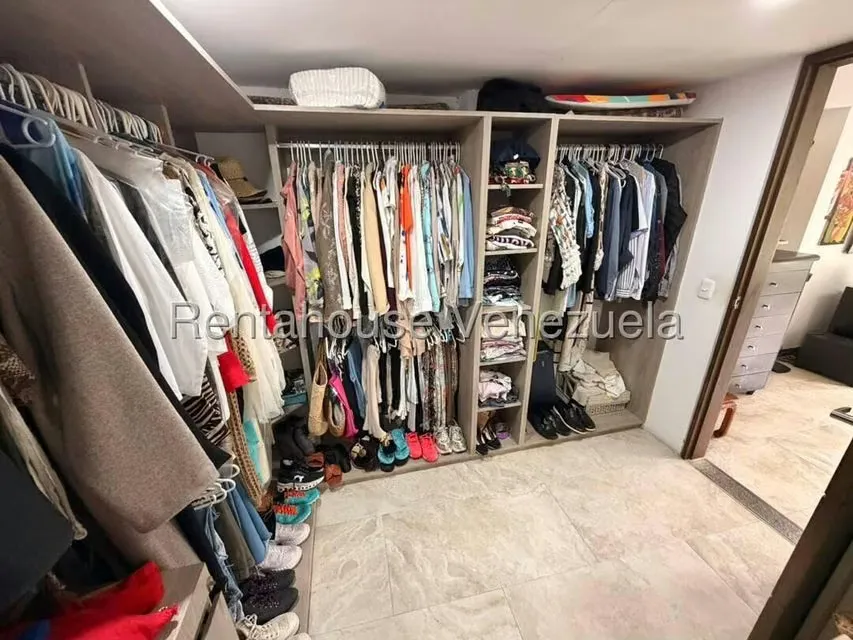 Apartamento (1 Nivel) en Venta en Los Samanes, Distrito Metropolitano - 22