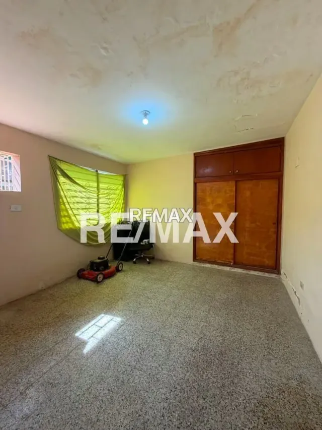 Casa En Venta Avenida Universidad Urbanizacion Maracaibo En Venta - 7
