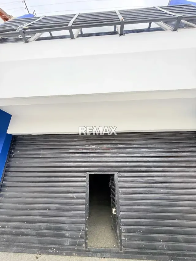 Alquiler local a 1 cuadra de la avenida bolivar norte - 3