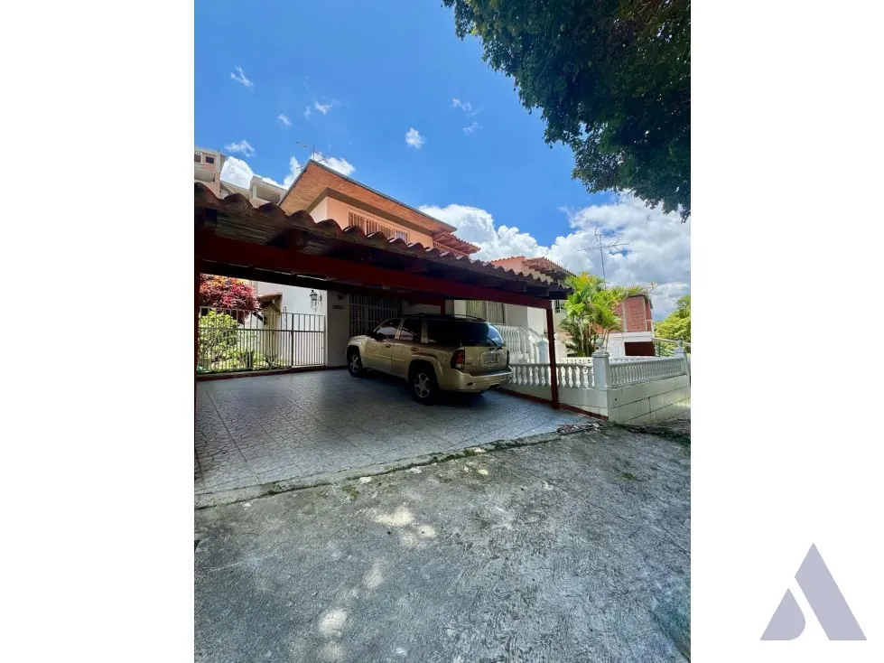 Vendo casa 300m2 Lomas de Chuao 6977 - 2