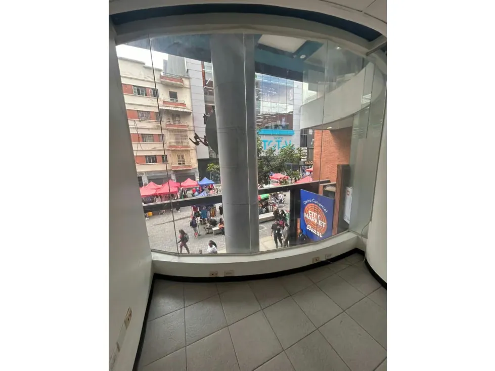 Vendo local comercial 363m2 El Recreo - Torre City Market 7371 - 17