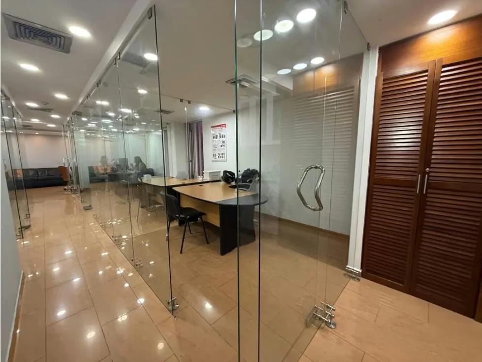 OFICINA EN ALQUILER EN LA URBINA 120m2 - 9
