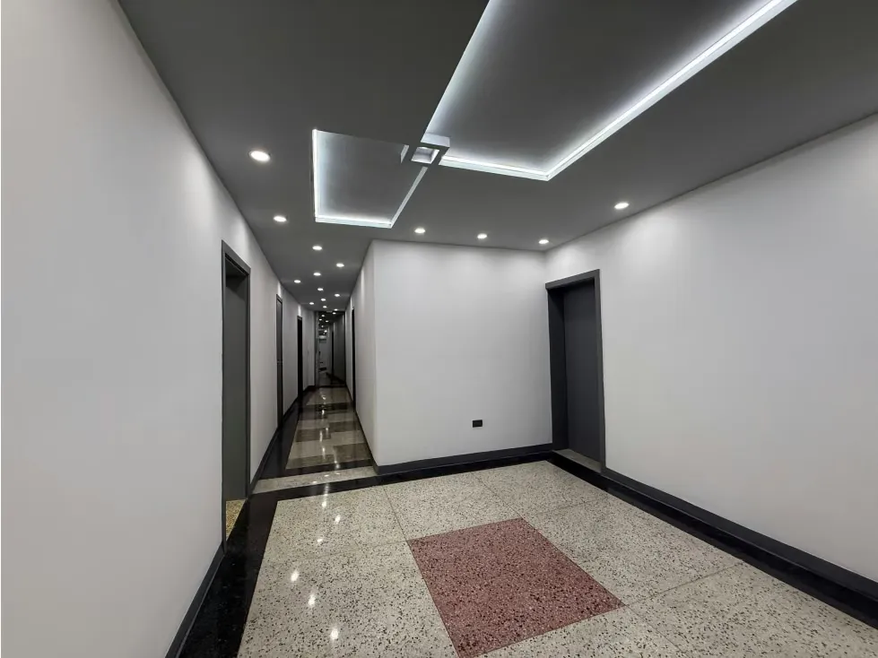 Se alquila Local comercial 65m² San Roman - 11