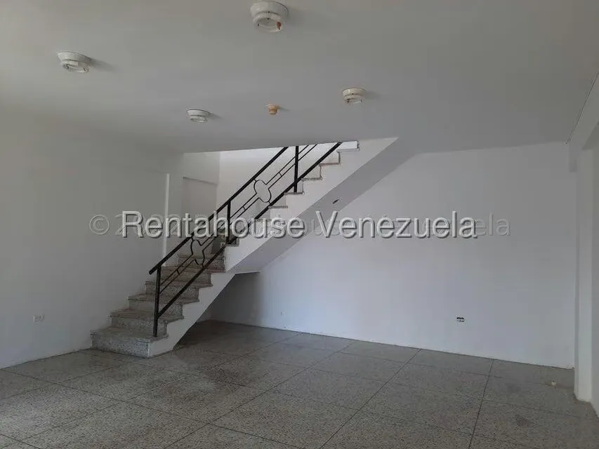 Local Comercial en Alquiler en El Amparo, Zulia - 4
