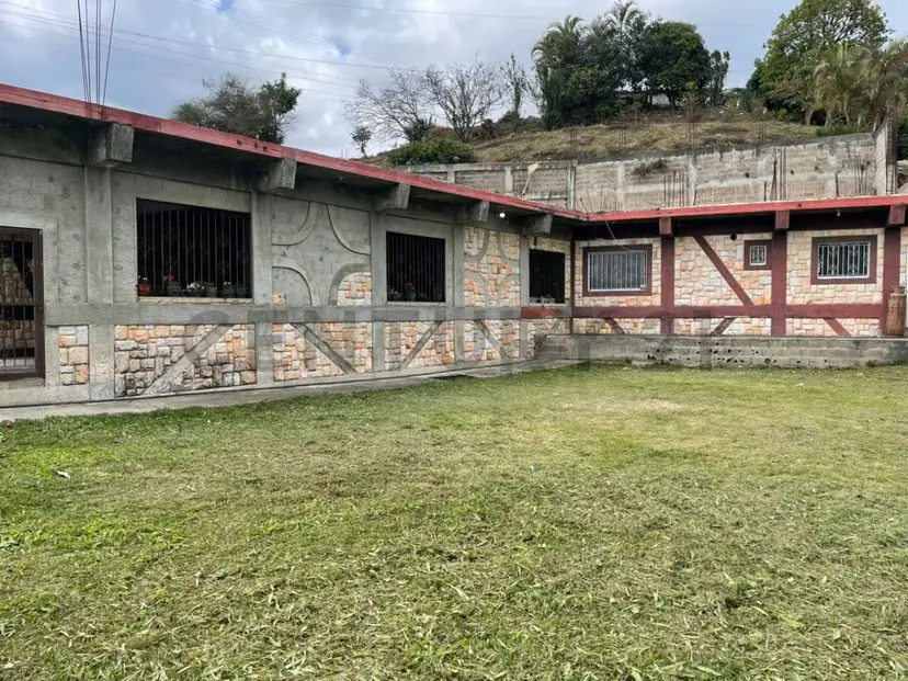 Venta de acogedora Casa de descanso en la Colonia Tovar