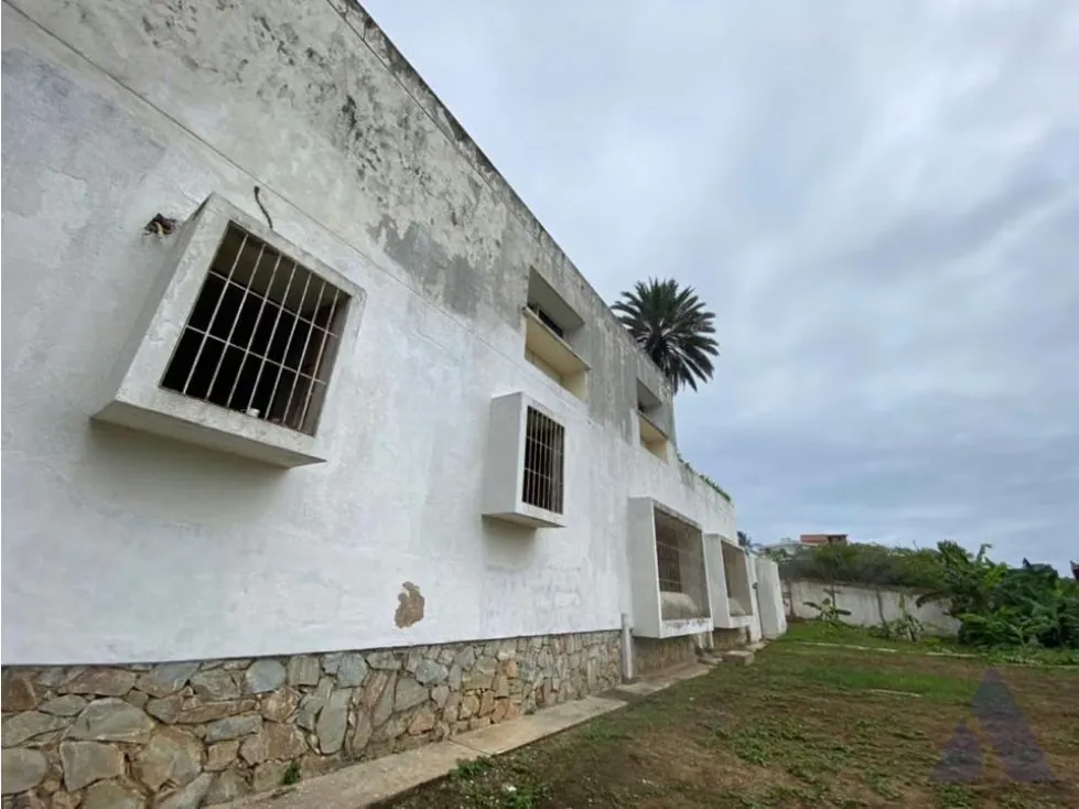 Vendo casa 1000m2 Playa El Angel 9940 - 9