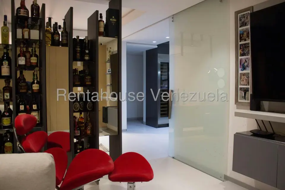 Apartamento (1 Nivel) en Venta en Campo Alegre, Distrito Metropolitano - 5