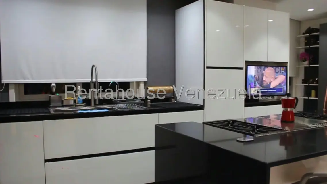 Apartamento (1 Nivel) en Venta en Campo Alegre, Distrito Metropolitano - 6