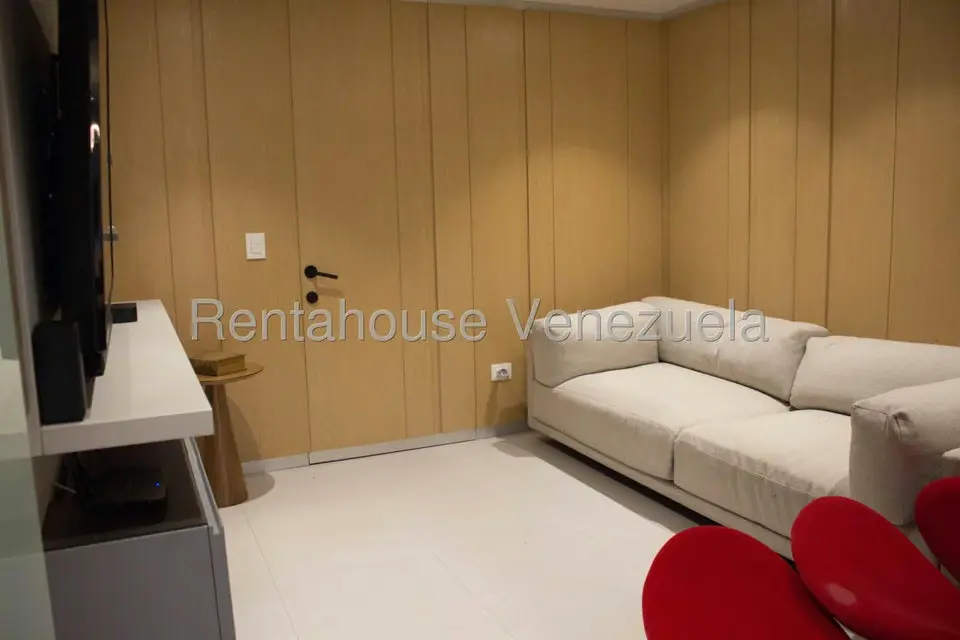 Apartamento (1 Nivel) en Venta en Campo Alegre, Distrito Metropolitano - 9