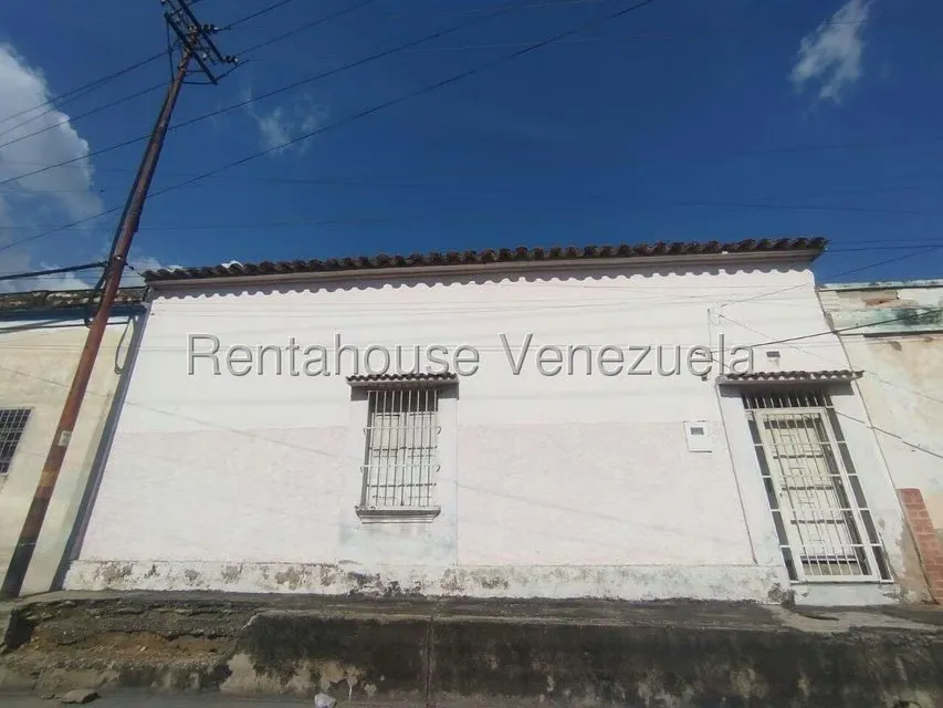 Casa (1 Nivel) en Venta en La Candelaria, Carabobo - 32