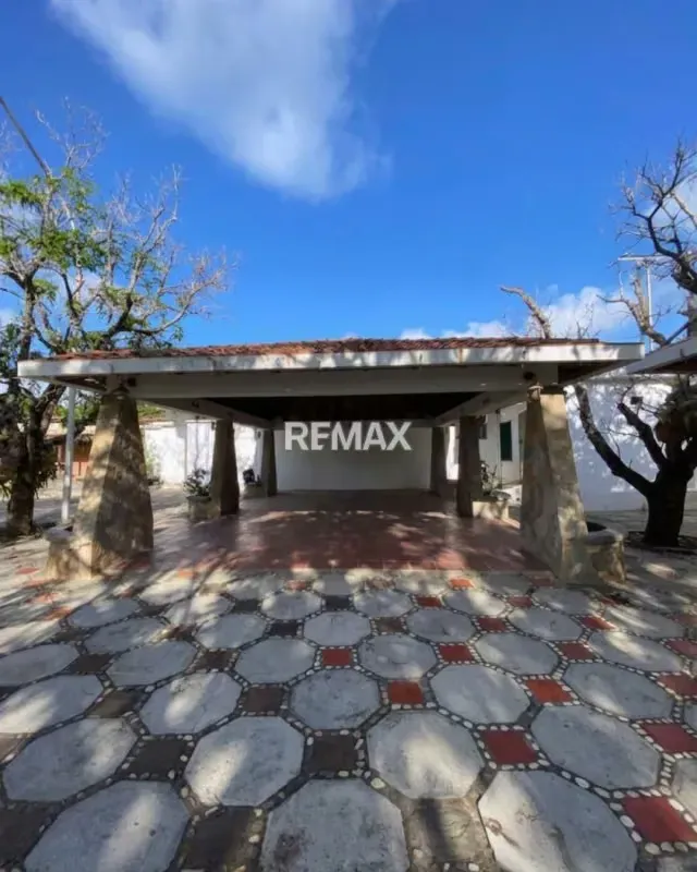 CASA EN JUANGRIEGO, AV. 5 DE JULIO, MUNICIPIO MARCANO, ISLA DE MARGARITA. - 3
