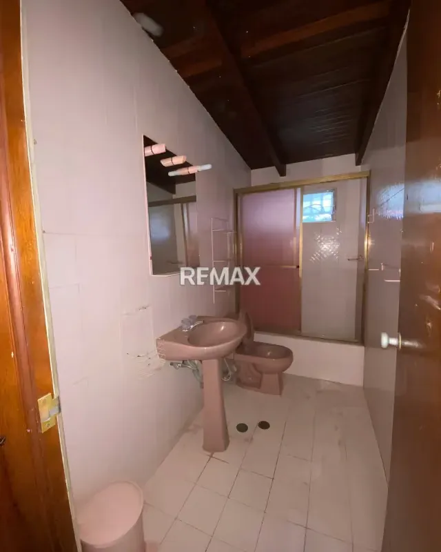 CASA EN JUANGRIEGO, AV. 5 DE JULIO, MUNICIPIO MARCANO, ISLA DE MARGARITA. - 8