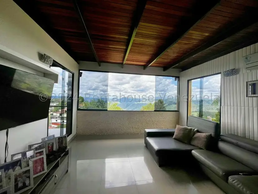 Casa (Duplex) en Venta en Caicaguana, Distrito Metropolitano