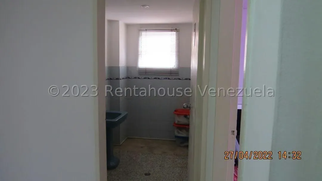 Oficina en Venta en Sabana Grande, Distrito Metropolitano - 28