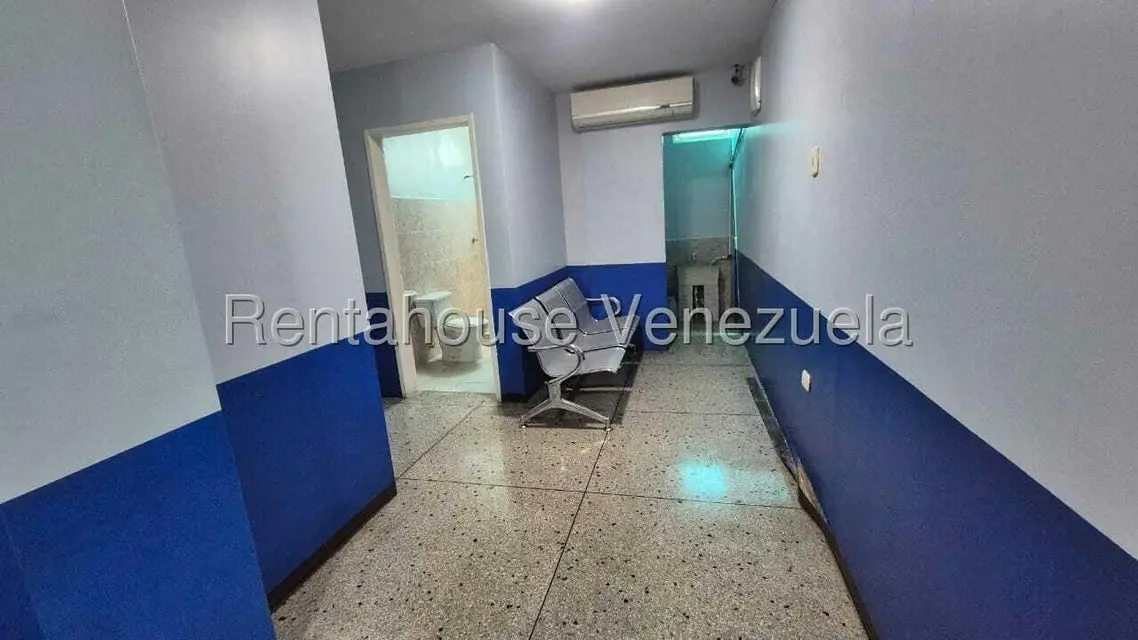 Oficina en Alquiler en Zona Oeste, Lara - 3
