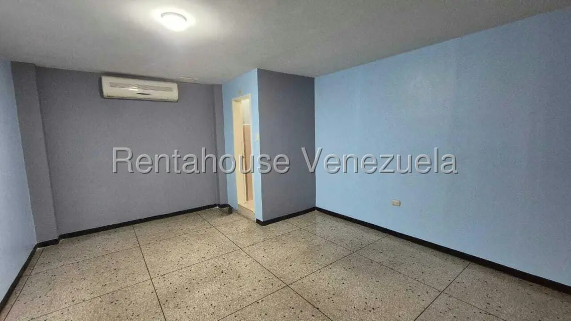 Oficina en Alquiler en Zona Oeste, Lara - 4