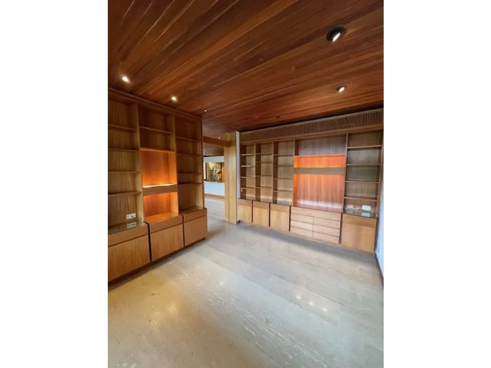 Ofrezco en ALQUILER apto en LOS PALOS GRANDES - 290 m2 - 4