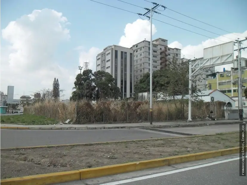 En Venta Terreno Comercial Parroquia San José TCL T 546254