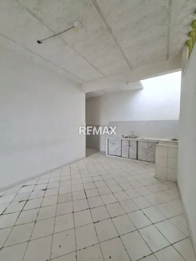 EN VENTA APARTAMENTO EN EL LIMON AV. CIRCUNVALACION - 3