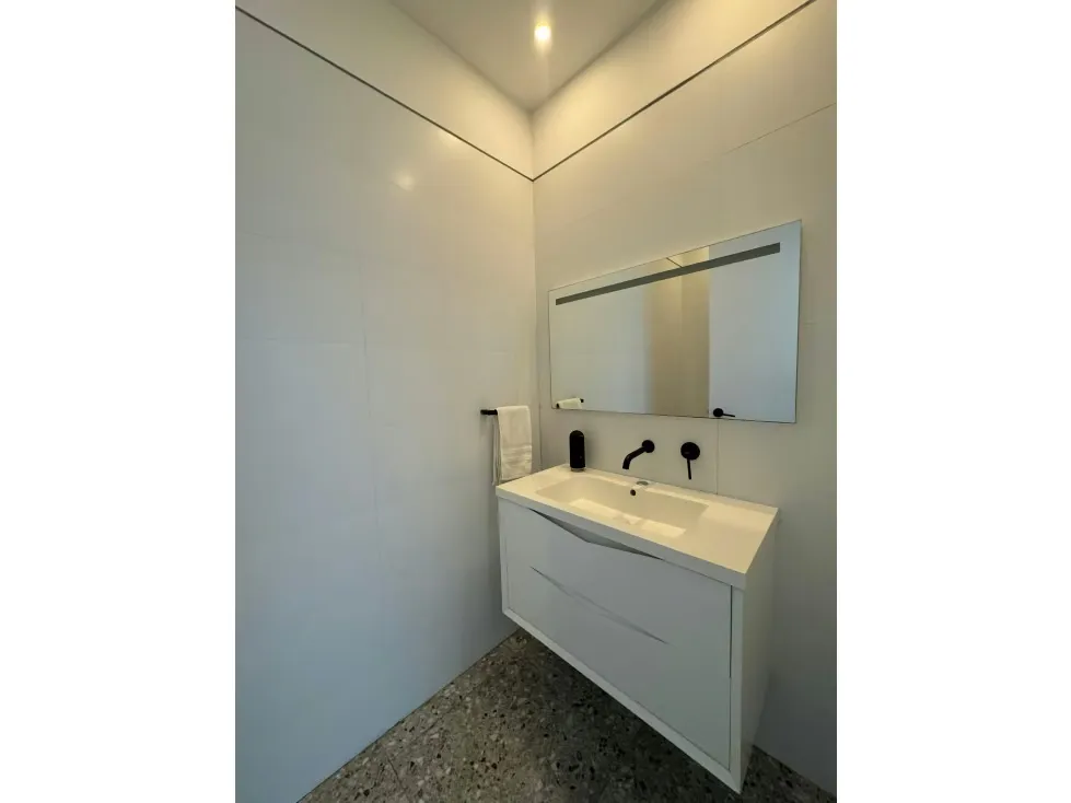 Se vende oficina 161m² Las mercedes - 8