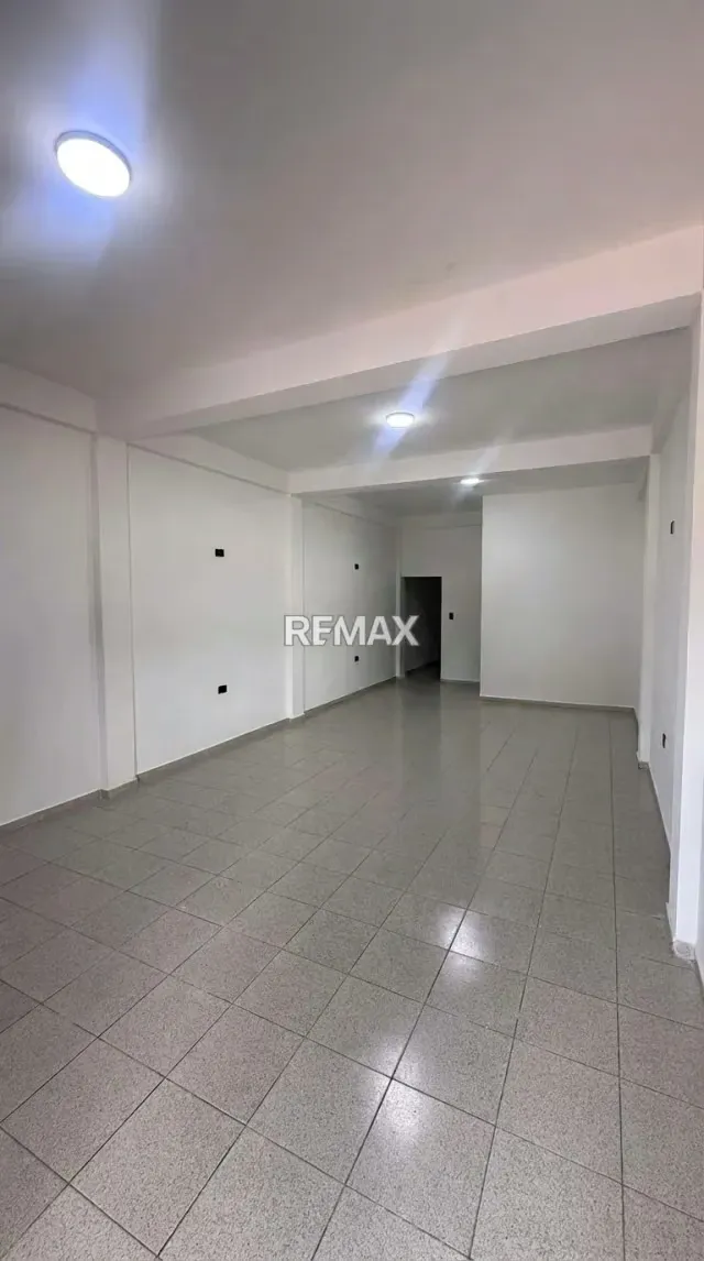 Excelente oportunidad de inversión en Coloncito* En Venta este edificio comercial en esquina sobre la calle 9 Bis - 4