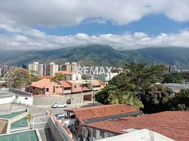 Apartamento en Alquiler Tipo PH Colinas Bello Monte - 18
