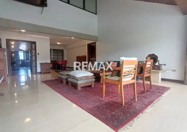 Apartamento en Alquiler Tipo PH Colinas Bello Monte - 3