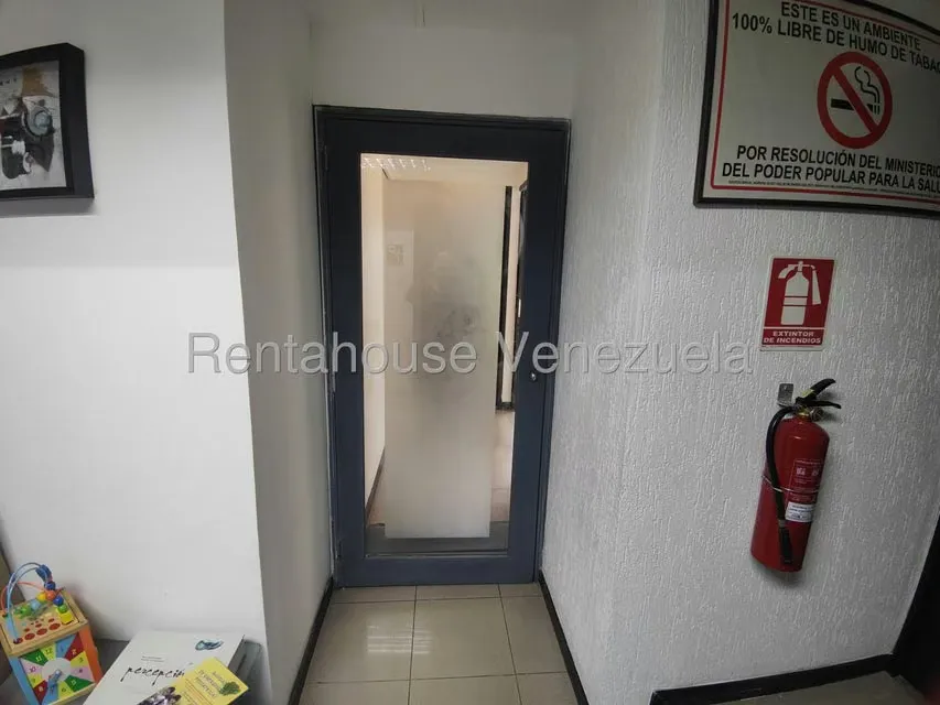 Local Comercial en Alquiler en La Lagunita Country Club, Distrito Metropolitano - 5