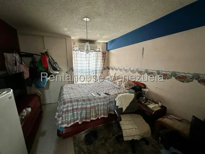 Apartamento (Duplex) en Venta en Valle Abajo, Distrito Metropolitano - 17