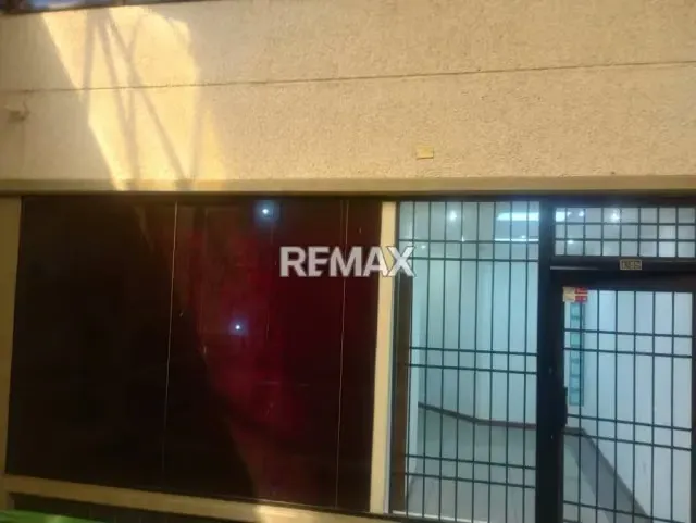 OFICINA EN VENTA EN EL C.C. PUENTE CRISTAL, ZONA CENTRO - 5
