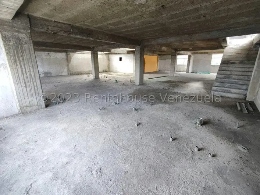 Comercial (Edificio) en Venta en Centro, Lara - 32