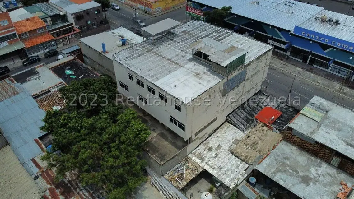 Comercial (Edificio) en Venta en Centro, Lara - 6