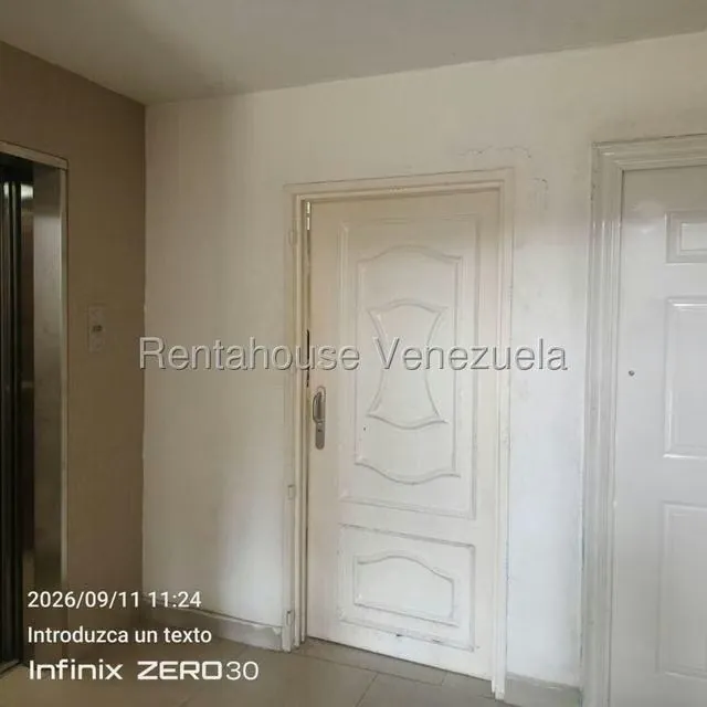 Apartamento (1 Nivel) en Alquiler en Avenida 34, Zulia - 3