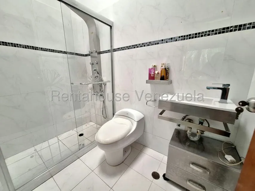Casa (1 Nivel) en Venta en Las Clavellinas, Carabobo - 26