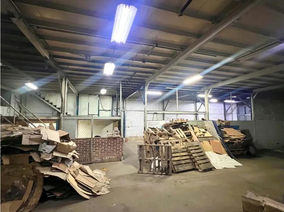 En Alquiler o Venta Galpon Industrial. Cementerio Libertador - Caracas - 9