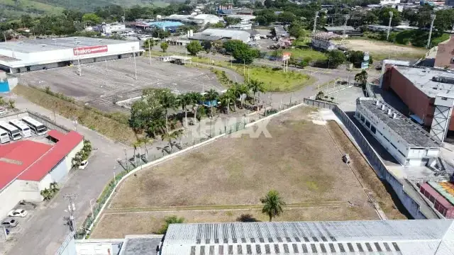 En Venta Espectacular terreno para desarrollar proyecto comercial o industrial con alta plusvalía, en Avenida Rotaria al lado de Makro