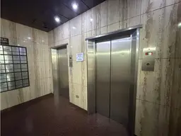Vista 16