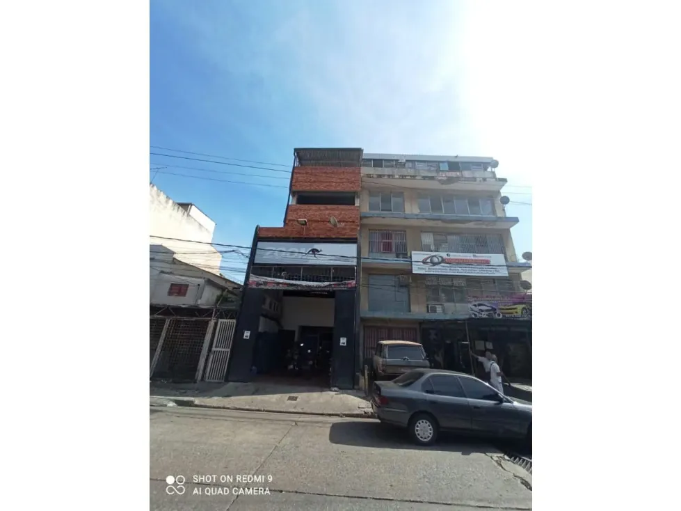 LOCAL COMERCIAL - BOLEÍTA SUR - 75 Mts2