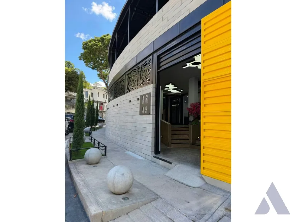 Alquilo oficina 420m2 San Román 3888