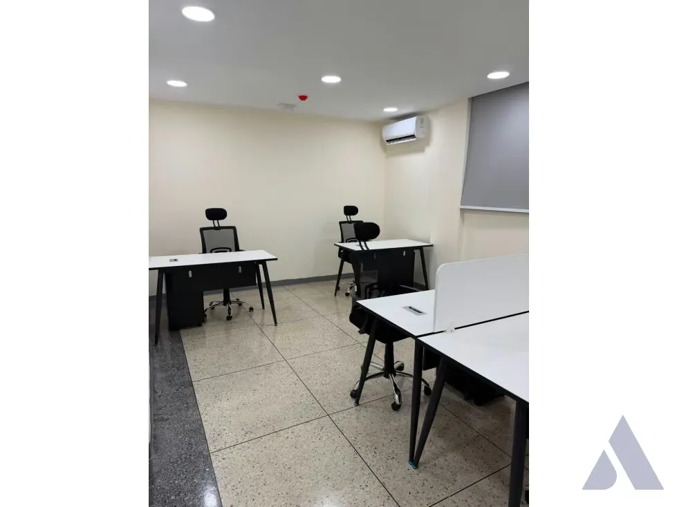 Alquilo oficina 420m2 San Román 3888 - 11