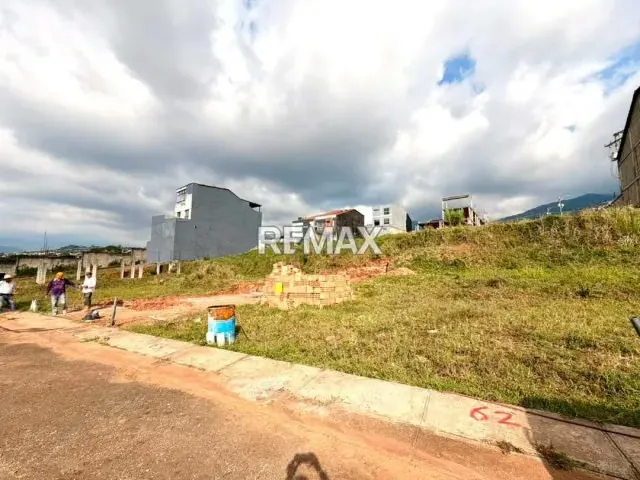 EN VENTA PARCELA EN CONJUNTO RESIDENCIAL ESTANCIA DEL NORTE